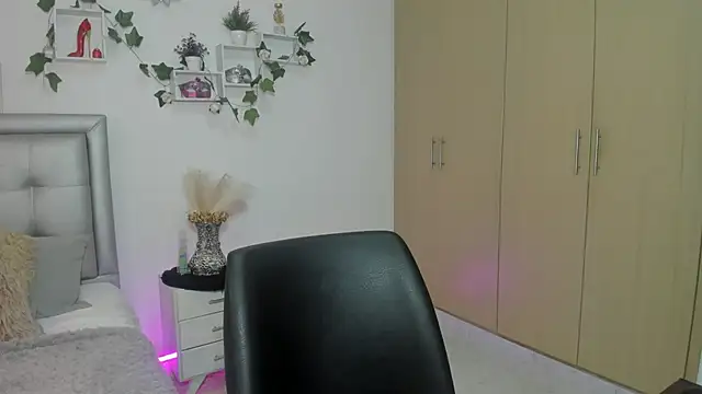 mia star 2 online show from 06-03-26, 10:40