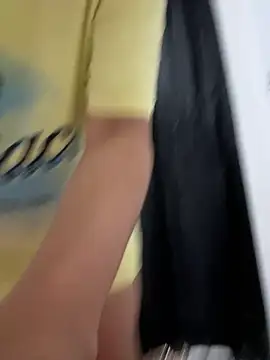 Amelia Rivas online show from 04-15-26, 02:18