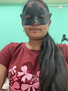Snapshot of TeluguIshu_teen20 chatting on 05-26-26, 05:42 TeluguIshu teen20 online show from 05-26-26, 05:42