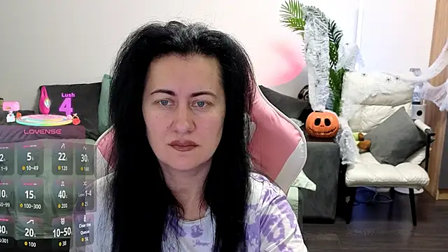 monnica vibe  online show from 10-21-25, 09:43