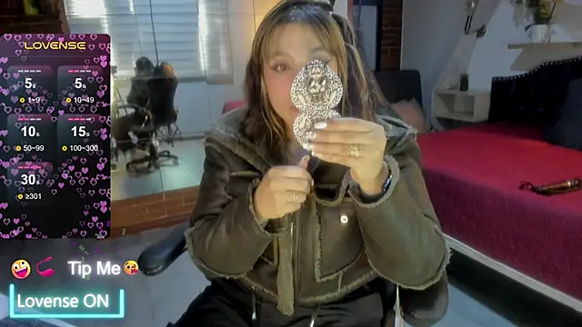 sophialyh 1 online show from 06-02-26, 01:02