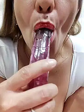 Snapshot of kata_77 chatting on 09-30-25, 05:34 kata 77 online show from 09-30-25, 05:34