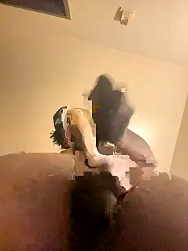 Snapshot of thefreakscomeoutatnight chatting on 10-31-25, 01:06 thefreakscomeoutatnight online show from 10-31-25, 01:06