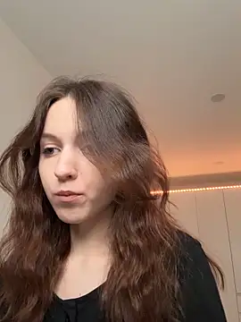 Snapshot of monnymoon chatting on 10-12-25, 09:08 monnymoon online show from 10-12-25, 09:08