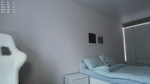 Snapshot of monnymoon chatting on 11-07-25, 05:40 monnymoon online show from 11-07-25, 05:40