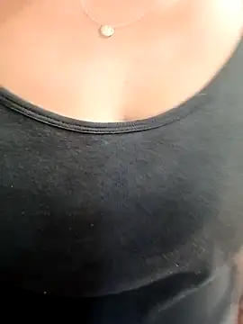 Hotmommax online show from 03-16-26, 11:42