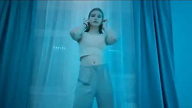 LynteriLain online show from 11-20-25, 08:30