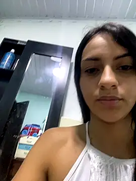 Snapshot of miluwatson chatting on 10-06-25, 01:47 miluwatson online show from 10-06-25, 01:47