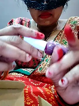 Hot  bhabhi 99 online show from 04-13-26, 03:56