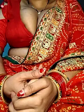 Snapshot of Hot__bhabhi_99 chatting on 06-17-26, 03:53 Hot bhabhi 99 online show from 06-17-26, 03:53
