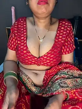 Snapshot of Hot__bhabhi_99 chatting on 08-02-26, 03:49 Hot bhabhi 99 online show from 08-02-26, 03:49