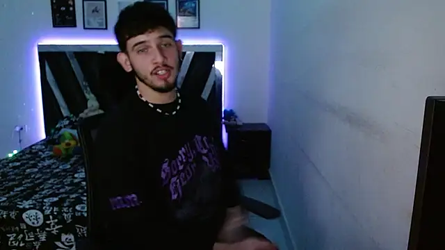 Snapshot of Sebasxxl12 chatting on 11-26-25, 09:49 Sebasxxl12 online show from 11-26-25, 09:49