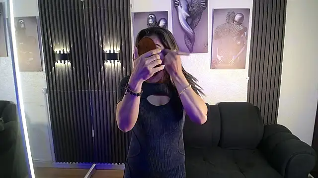 chloe  Jones  online show from 01-16-26, 01:04