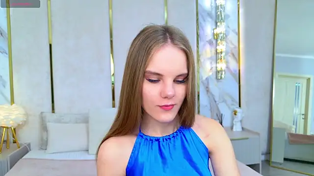 Snapshot of Lili_Lohan chatting on 10-14-25, 05:03 Lili Lohan online show from 10-14-25, 05:03