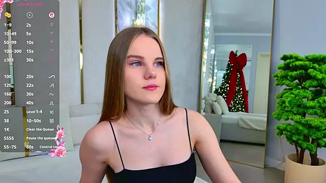 Snapshot of Lili_Lohan chatting on 11-26-25, 05:03 Lili Lohan online show from 11-26-25, 05:03