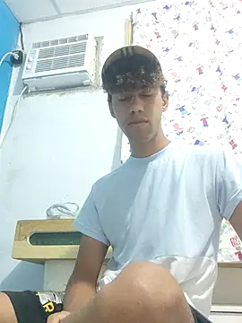 Snapshot of The_boy_good chatting on 02-11-26, 07:19 The boy good online show from 02-11-26, 07:19