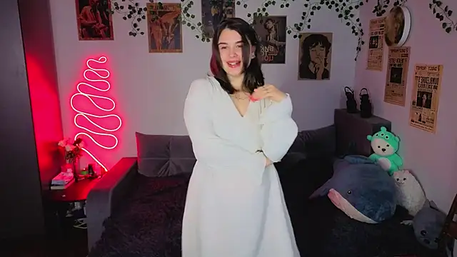 kira kick online show from 10-24-25, 03:19