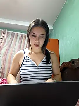 EmmaValencia  online show from 11-21-25, 04:44