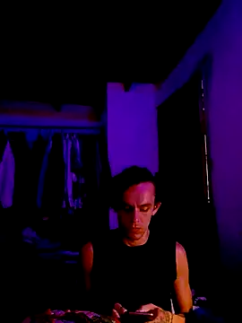 Snapshot of monroedelrey chatting on 12-14-25, 10:14 monroedelrey online show from 12-14-25, 10:14