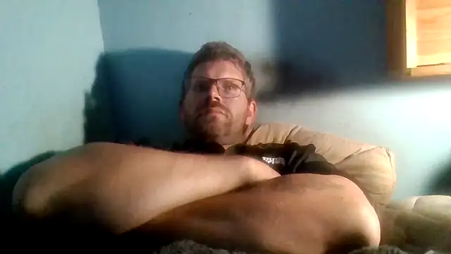 Snapshot of bigdickdaddy6911 chatting on 10-23-25, 02:22 bigdickdaddy6911 online show from 10-23-25, 02:22