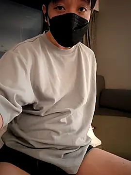 yuuukiiiip online show from 06-04-26, 04:13