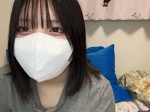 Snapshot of YUKINA_00 chatting on 09-28-25, 02:33 YUKINA 00 online show from 09-28-25, 02:33