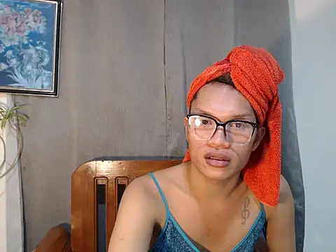 Snapshot of amandareddragon chatting on 02-09-26, 04:38 amandareddragon online show from 02-09-26, 04:38