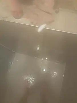 heet1998 online show from 11-18-25, 06:12