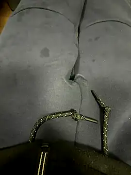 heet1998 online show from 11-25-25, 08:36