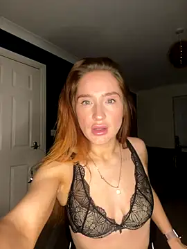 Snapshot of Cherry-L-28 chatting on 10-08-25, 07:55 Cherry-L-28 online show from 10-08-25, 07:55