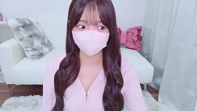 Seira  nn online show from 03-04-26, 01:39