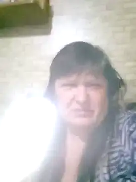 Apeesynka55211 online show from 11-08-25, 03:56