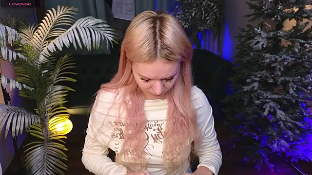 Snapshot of kitten_murray_ chatting on 01-10-26, 06:04 kitten murray online show from 01-10-26, 06:04