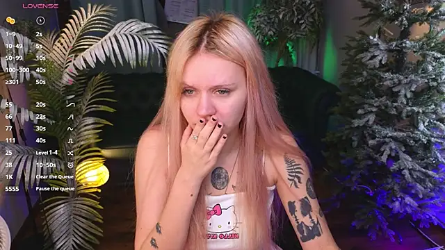 Snapshot of kitten_murray_ chatting on 01-11-26, 05:56 kitten murray online show from 01-11-26, 05:56