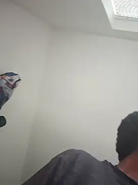 Snapshot of MrBigDickShow chatting on 10-25-25, 08:14 MrBigDickShow online show from 10-25-25, 08:14