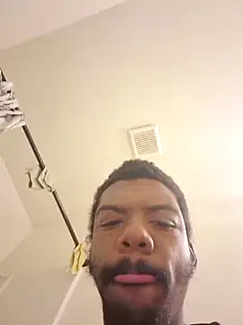 Snapshot of MrBigDickShow chatting on 11-02-25, 02:41 MrBigDickShow online show from 11-02-25, 02:41