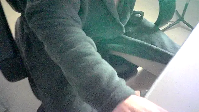 nobby2012 online show from 04-12-26, 04:01