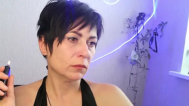 Snapshot of Ashley_Brookss chatting on 11-08-25, 10:04 Ashley Brookss online show from 11-08-25, 10:04