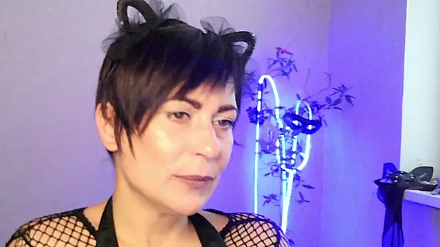 Snapshot of Ashley_Brookss chatting on 11-29-25, 11:24 Ashley Brookss online show from 11-29-25, 11:24