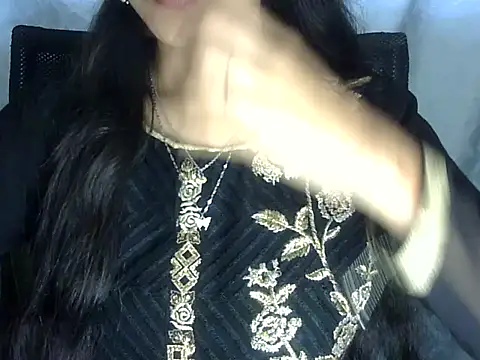Snapshot of Shazi_1 chatting on 07-18-26, 11:03 Shazi 1 online show from 07-18-26, 11:03