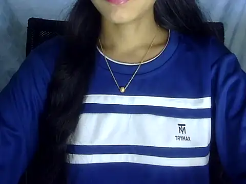 Snapshot of Shazi_1 chatting on 07-20-26, 03:32 Shazi 1 online show from 07-20-26, 03:32