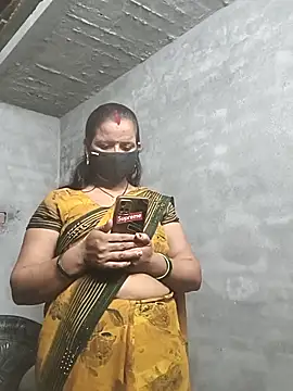 Snapshot of Rasili_bhabhi10 chatting on 10-23-25, 04:06 Rasili bhabhi10 online show from 10-23-25, 04:06