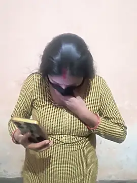 Snapshot of Rasili_bhabhi10 chatting on 12-17-25, 04:02 Rasili bhabhi10 online show from 12-17-25, 04:02