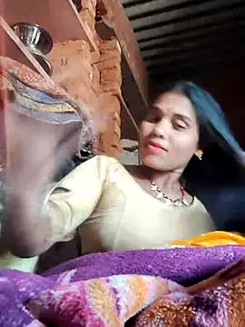 Katrina kaif143 online show from 12-04-25, 05:50