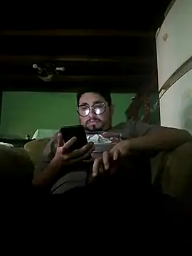 Snapshot of RAJV_ chatting on 10-04-25, 08:40 RAJV online show from 10-04-25, 08:40