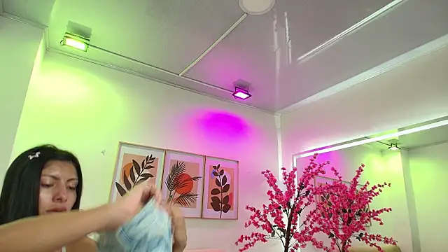 Gabriela milani online show from 09-30-25, 11:48