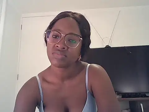 Bren033 online show from 10-31-25, 01:06