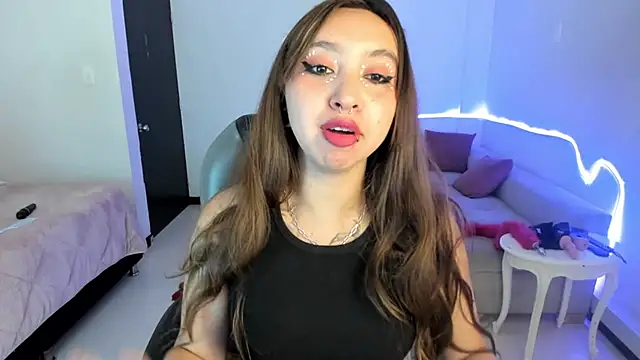 Snapshot of Scarlett__Cooper__ chatting on 10-29-25, 12:07 Scarlett Cooper online show from 10-29-25, 12:07