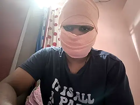 Snapshot of mallu_boy_23 chatting on 09-29-25, 08:46 mallu boy 23 online show from 09-29-25, 08:46