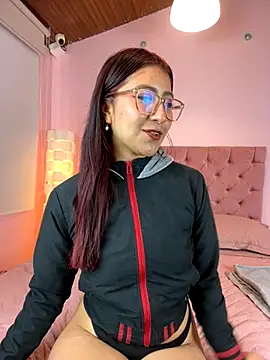 saramooon online show from 10-28-25, 01:36